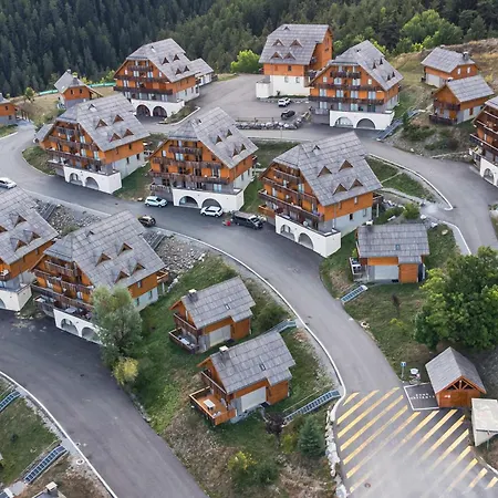 Avec Balcon Et Parking, 6 Personnes, Praloup 1500 Apartment Uvernet-Fours